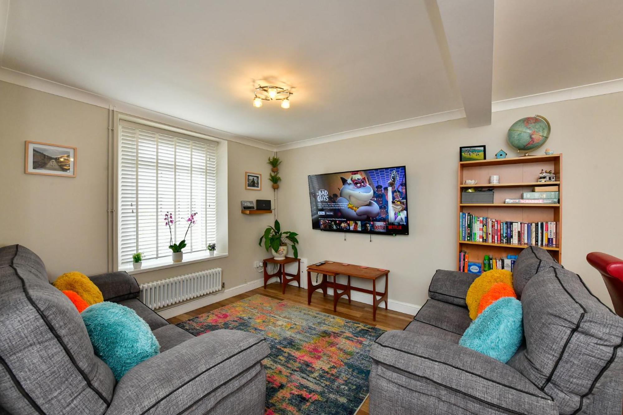 Free Parking - Heart Of The City - Superb Townhouse & Garden - Peaceful Area But Only 5Min Walk To Beach, Shops, Bars, Arena, Marina, Parks Swansea Extérieur photo